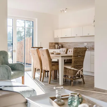 度假居 Boddenbrise Bresewitz